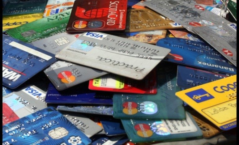 CPLT pide cuidar acceso a cuentas y dispositivos en período de incremento de compras online