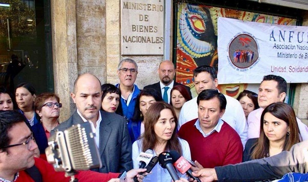 Funcionarios de Bienes Nacionales cuestionan actuar de subsecretaria Bravo por contravenir normativa vigente