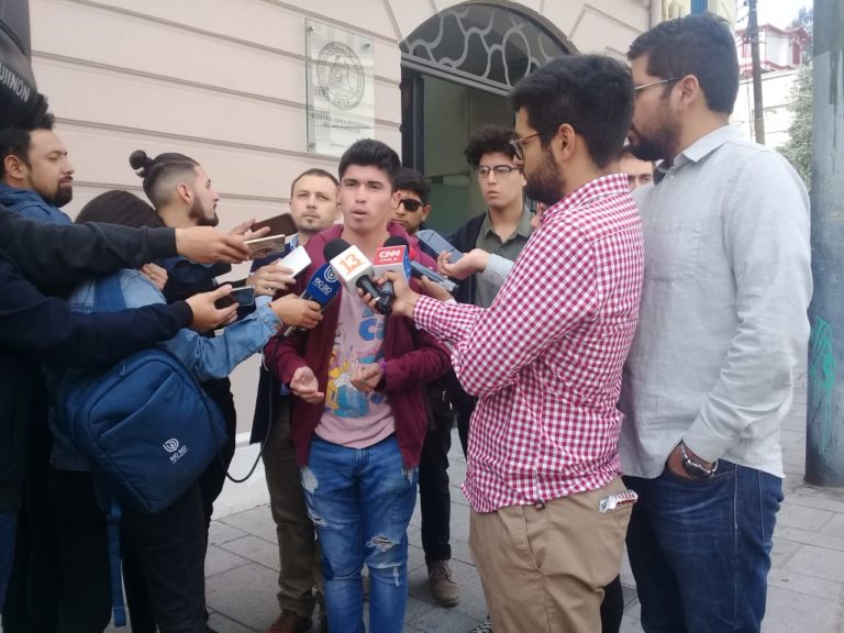 Contraloría rechaza toque de queda para menores en Quilpué