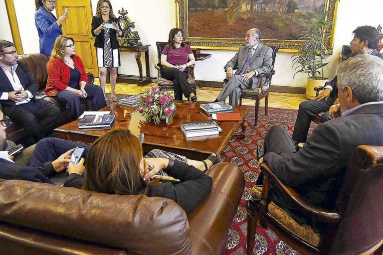 Diputado Boris Barrera afirmó que oposición buscará actuar en bloque