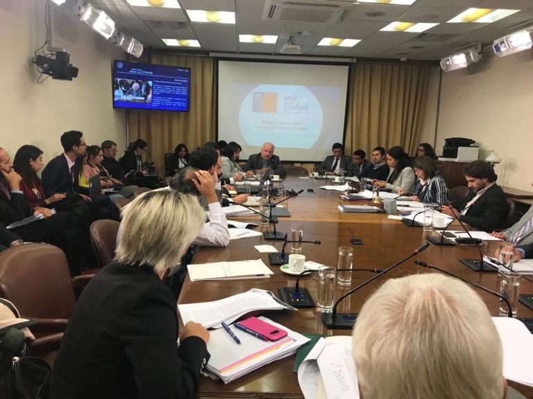 Guillermo Teillier manifiesta aprensiones sobre proyecto de integración social del ministerio de Vivienda