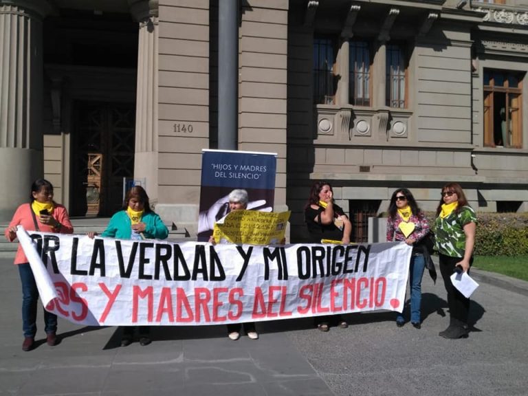Agrupación “hijos y madres del silencio” acusan grave incumplimiento de ministro de Justicia Hernán Larraín
