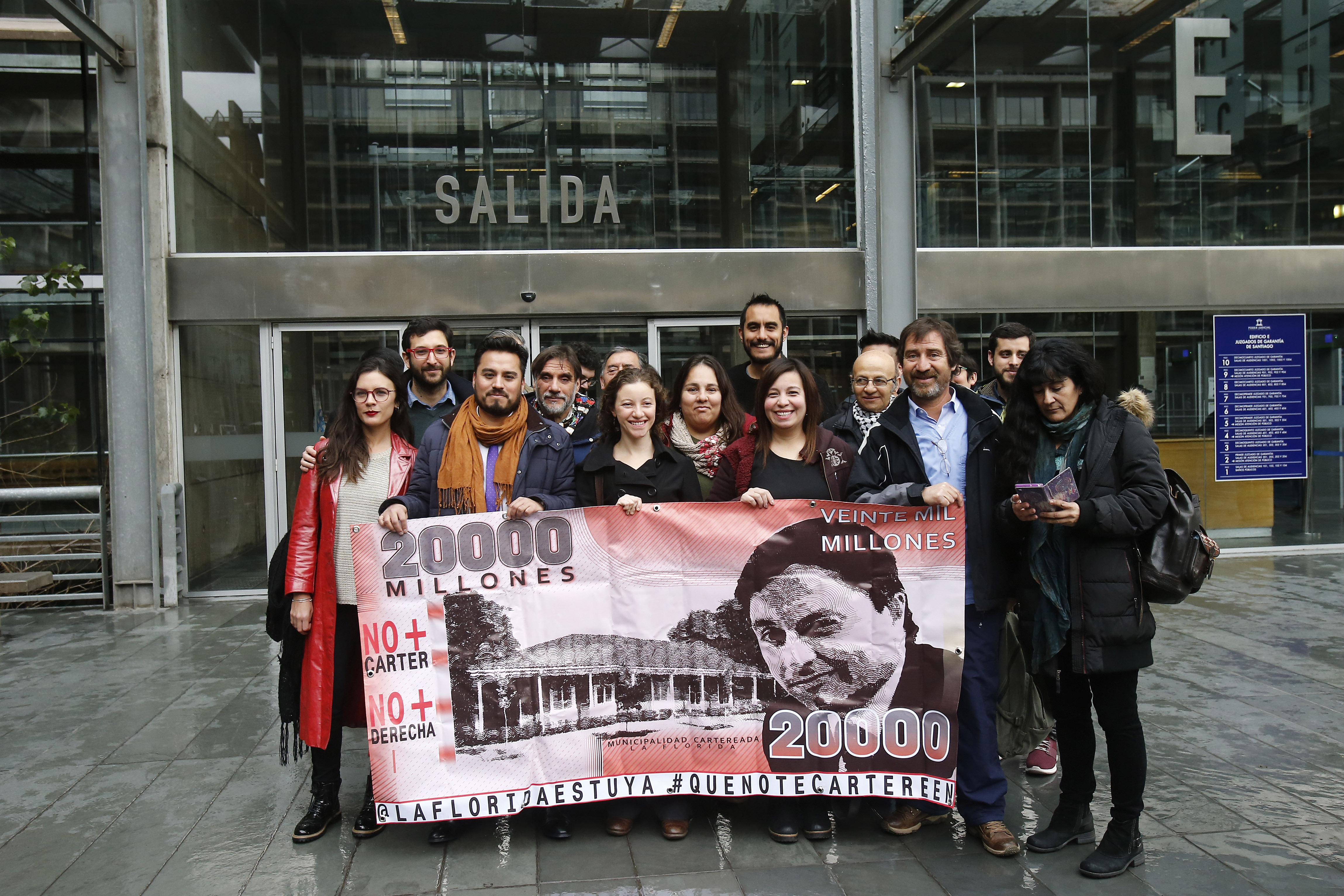Concejales de oposicion de La Florida, presentan querella contra el alcalde Rodolfo Carter.