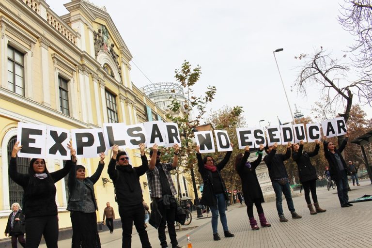 Paulina Cartagena dirigenta del magisterio y las razones del paro nacional docente indefinido