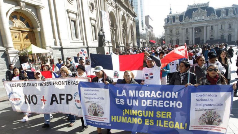 Migrantes: Mundo de los derechos humanos llama a legislar contra discursos anti migrantes y de odio racial