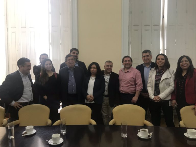 Unidad para el Cambio y Convergencia PS-PPD-PR seguirán conversaciones con miras a enfrentar las elecciones y detener ofensiva neoliberal del gobierno señala J. A. Lagos