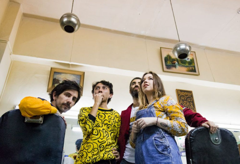 Avenida Independencia: Lo nuevo de Jemmy Buttom, “Sol triste”.