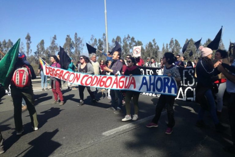 Rodrigo Sánchez alcalde de La Ligua y la urgente lucha por el derecho al agua. Manifestaciones en la ruta 5 norte tuvieron fuerte represión y detenidos