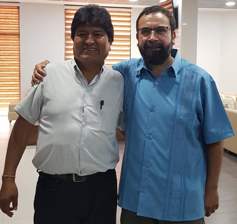 Hugo Gutiérrez visitó Bolivia y entregó respaldo a Evo Morales y Álvaro García en su campaña a la reelección
