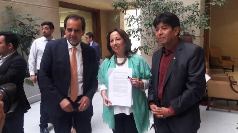 Bancada Regionalista llama al gobierno a retractar su decisión y no exponer a los trabajadores del Estado