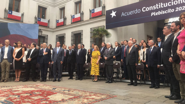 Marcos Barraza y convocatoria a plebiscito: “Piñera evidenció intenciones de perpetuar el neoliberalismo al entregar sus lineamientos para nueva Constitución”