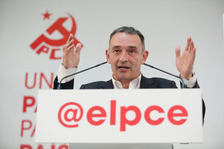 Sectores progresistas de Europa y España miran con satisfacción el estallido social en Chile asegura líder del PC español Enrique Santiago cuyo Partido vuelve al gobierno tras 81 años