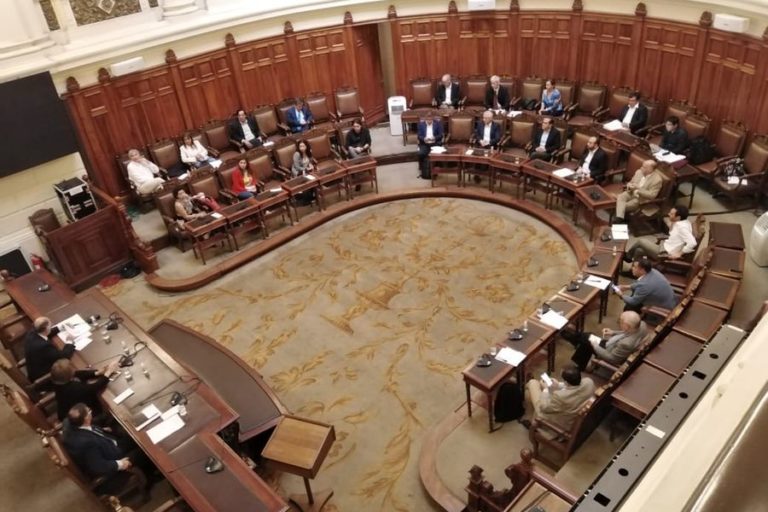 Partidos acuerdan nueva fecha para plebiscito constituyente y modifican plazos tanto de elecciones municipales como gobernadores