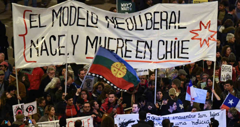 Camilo Sánchez: “Insensibilidad mostrada hoy por empresarios y el gobierno seguirá alimentando el espíritu de rebeldía que produjo el estallido social”