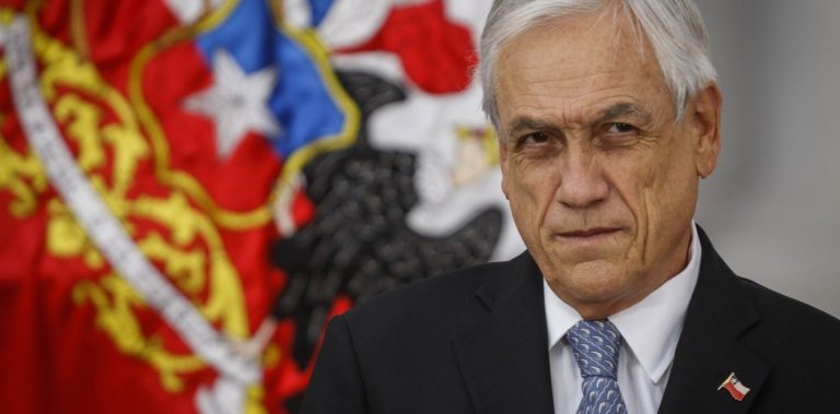 Como “autoritarismo irresponsable” calificó PC de Chile y diputado Teillier orden presidencial de vuelta al trabajo presencial