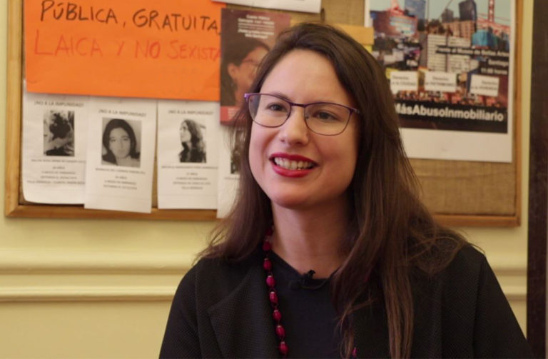 Concejala Irací Hassler se refiere a la denuncia de irregularidades en el pago de remuneraciones en dirección de educación de Santiago