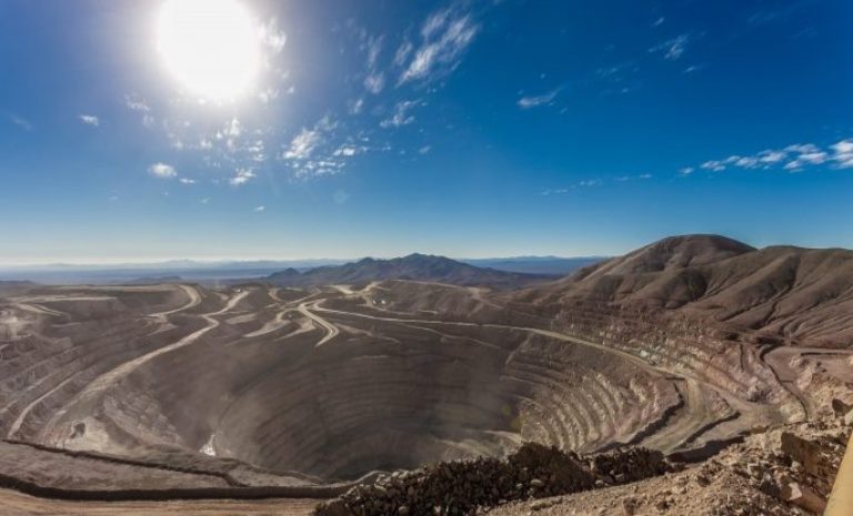 Tierra Colorada:  Incertidumbre por viabilidad de Rajo Inca y continuidad de El Salvador.