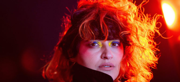 “Hay un fuego”:  El intenso regreso de Natisú