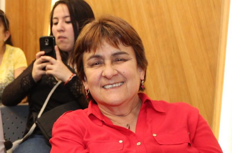 Julia Urquieta: Sin una verdadera democracia, no hay límites para reprimir los avances del pueblo.