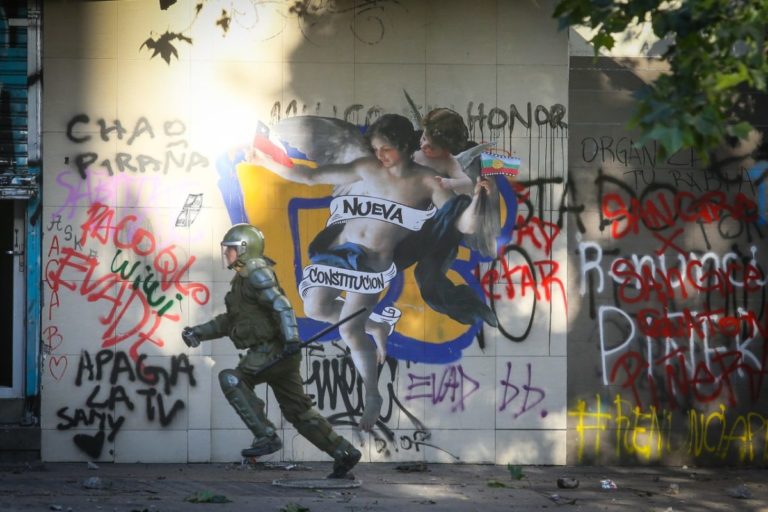 En Ruta hacia una Nueva Constitución: El manifiesto del Comando Apruebo Chile Digno a un mes del plebiscito.