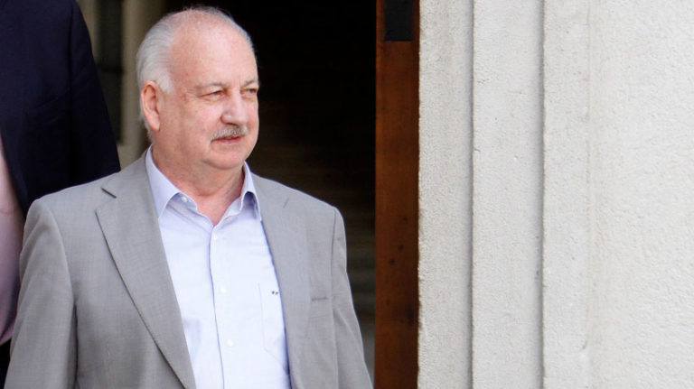 Teillier destaca como urgente la aprobación de un royalty minero,  impuesto a los súper ricos y la reforma tributaria