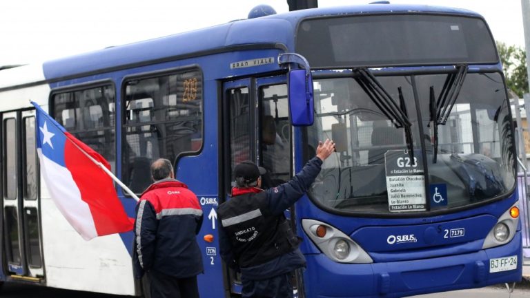 Tierra Colorada: Dirigente de SUBUS desmiente efectiva coordinación para la vacunación de choferes de la locomoción colectiva.