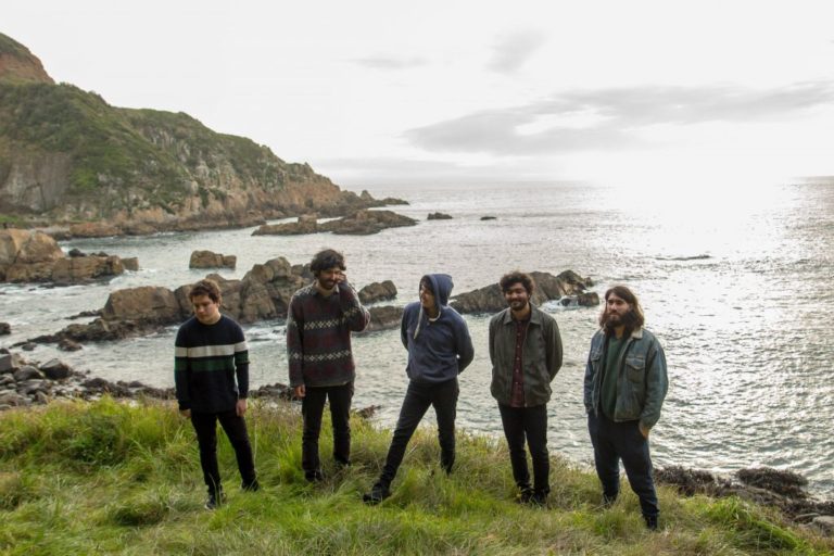 Música Nueva: “Cahueros”: el viaje de Flora por los nuevos sonidos latinoamericanos.