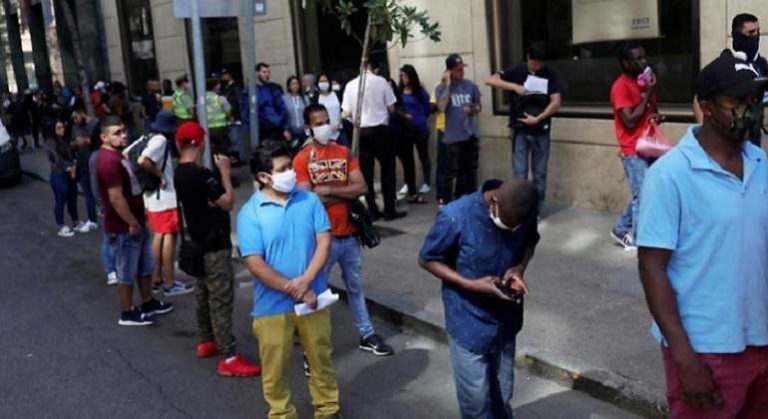 Tierra Colorada: Tasa de Desempleo en Chile no baja de los dos dígitos.