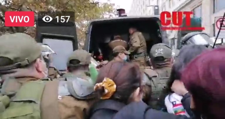 Alta convocatoria y dura represión en huelga general sanitaria