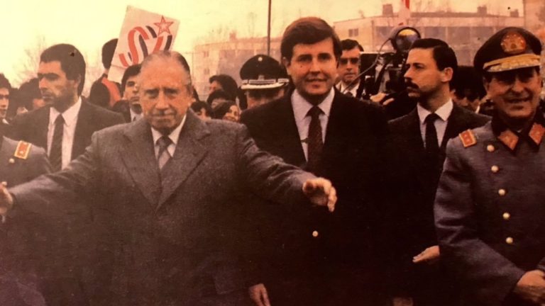Reacciones ante el cambio de gabinete: “La Derecha más dura es la que controla el gobierno”