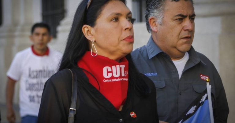 Bárbara Figueroa señala como fundamental que las fuerzas transformadoras de la Convención Constitucional confluyan en búsqueda de mínimos comunes para sortear trabas que dejó el acuerdo del 15 de noviembre