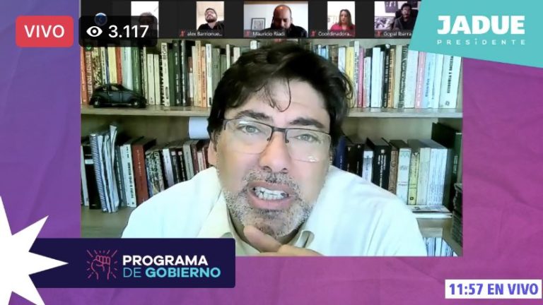 Daniel Jadue presentó bases de su programa presidencial con énfasis en la participación ciudadana para su versión definitiva