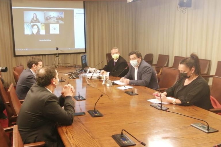 Red de Aulas Hospitalarias, otra arista de la acusación Constitucional contra ministro Figueroa