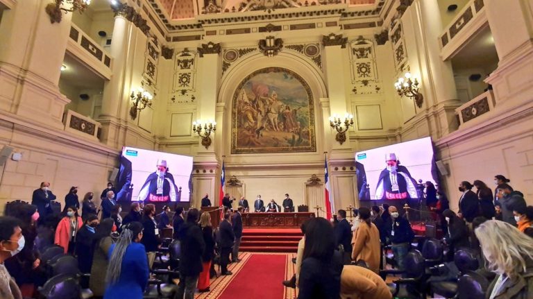 Jaime Bassa al inaugurar finalmente el trabajo de la Convención: “No confiábamos en el gobierno por eso pedimos apoyo a la U. de Chile”