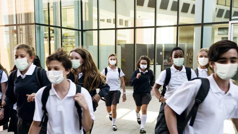 Patricia Valderas, dirigenta nacional de la salud, llama a  evitar retorno a clases dada situación hospitalaria y nueva cepa del Covid