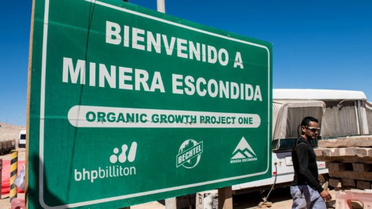Tierra Colorada: Ronald Salcedo sobre huelga de Minera Escondida: “Es completamente válida, más aún si hay ganancias históricas a nivel global de sus operaciones”.
