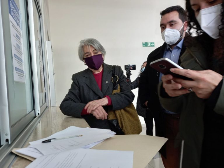 Concejales/as de Concepción presentan antecedentes a Contraloría por licitaciones del municipio