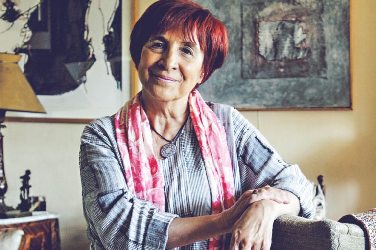Carmen Hertz: “Futura Carta Magna debe establecer la subordinación efectiva de las Fuerzas Armadas al poder civil”