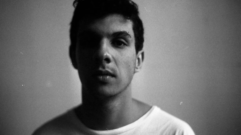 Música Nueva: Cantautor Nando García estrena su disco debut “Pirueta”.