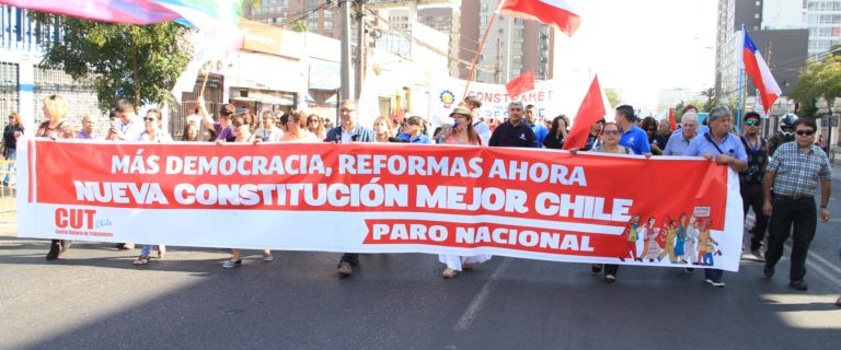 Trabajadores/as y nueva Constitución: Rodear la Convención para evitar boicot de la Derecha