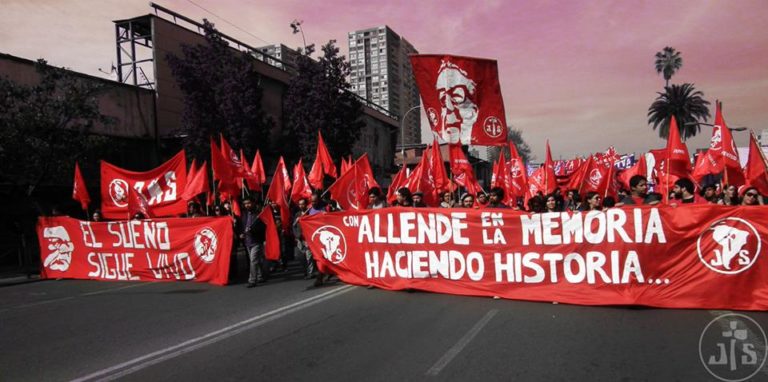 Académico Víctor Muñoz sobre Boric y PS : “Es efectivo que hay una cultura política socialista al interior del Frente Amplio”.