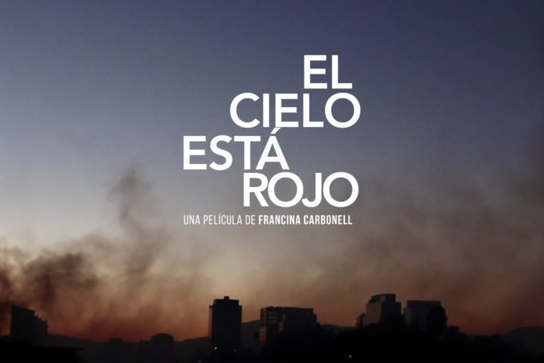 Función Vermú: La cárcel en el cine chileno vuelve con el documental “El cielo está rojo”