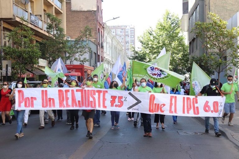 Carlos Insunza y mesa del sector público denuncian que gobierno suspendió reunión programada para abordar pliego 2021