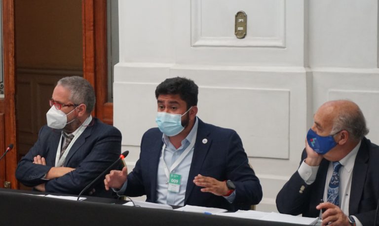 ACHM presentó a la Convención Constitucional la propuesta para un nuevo municipio