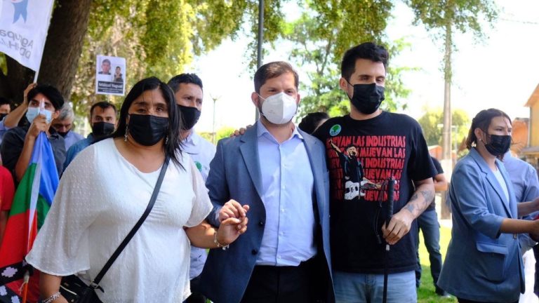 Gabriel Boric recibió apoyo de Gustavo Gatica y Fabiola Campillai: “Que nunca más vuelva a suceder en Chile que un Presidente le declare la guerra a su propio pueblo”