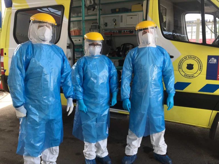 Gobierno saliente despide equipos de salud, desmantela hospitales de campaña y quita recursos para enfrentar la pandemia abandonando al país a su suerte