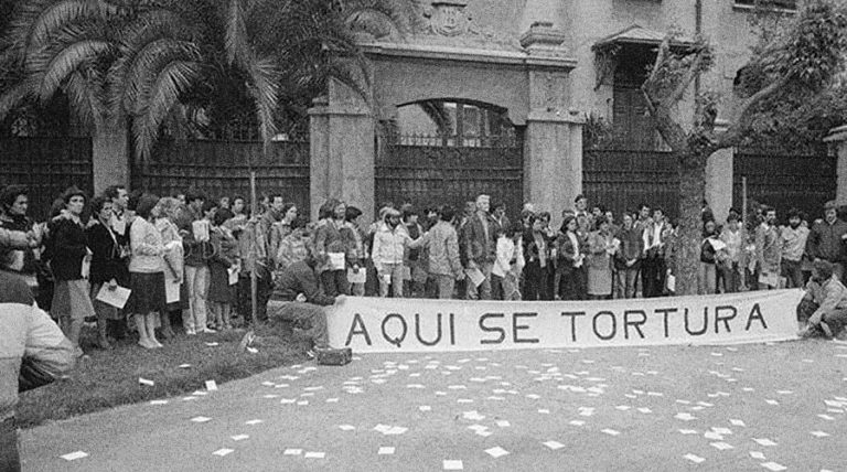 Transparencia ordena a Gendarmería entregar registros de detenidos en excuartel de la CNI trasladados a recintos penitenciaros de la RM