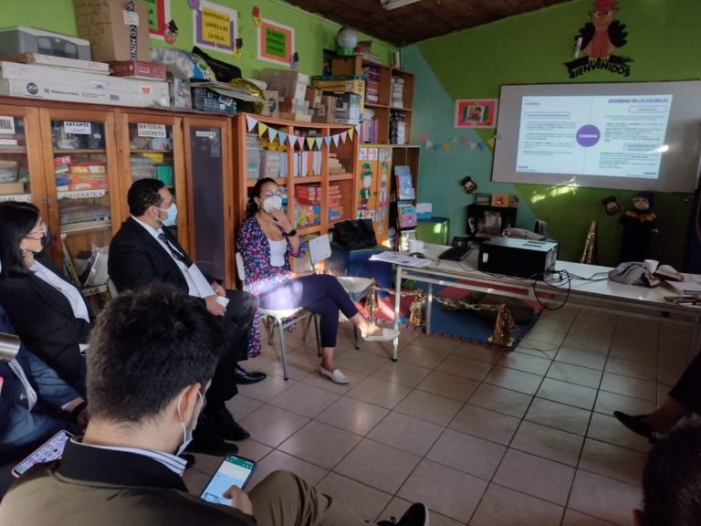 Infraestructura, seguridad y financiamiento: Los ejes de la reunión entre alcaldesa de Lo Espejo y subsecretario de Educación en su primera visita oficial a la comuna