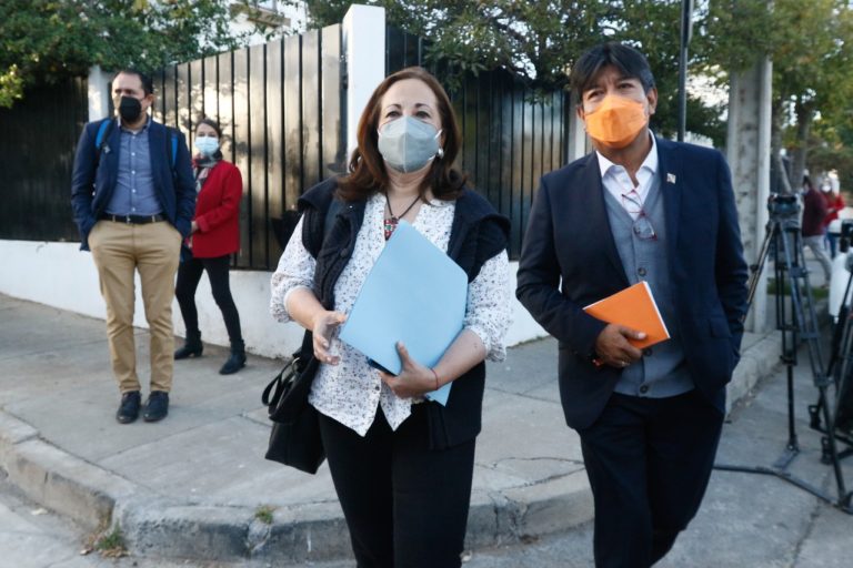 Senadores FRVS presentan plan “devolviendo la mano”: Propuestas para apoyar a las familias chilenas a enfrentar los efectos de la inflación