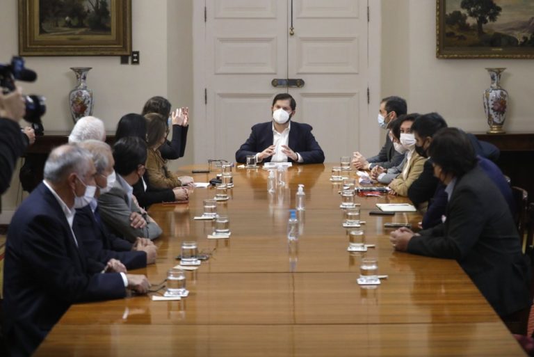 Conupia tras reunión con presidente Boric: “Primera vez en la historia que las Pymes fueron parte de un acuerdo tan trascendental como el aumento del salario mínimo”